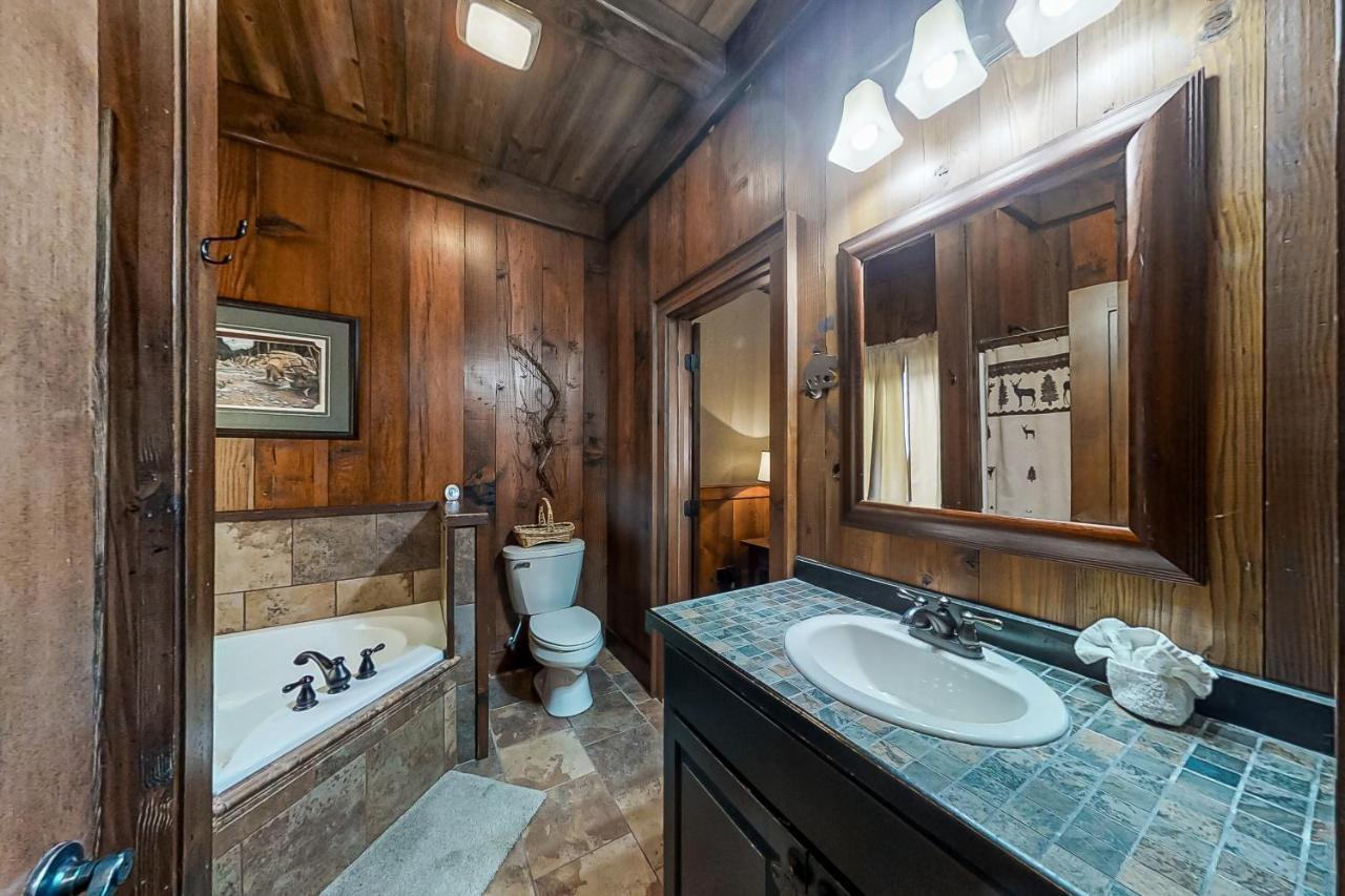 Mountain Solitude Cabin Уэр Вэлли Экстерьер фото